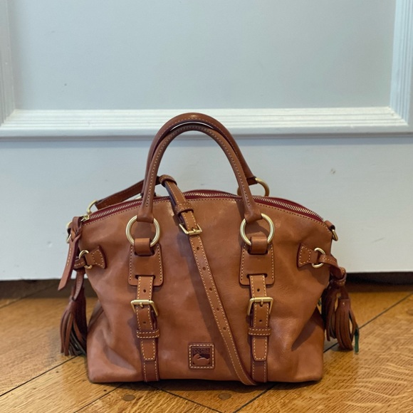 Dooney & Bourke Handbags - Dooney and Burke Florentine Satchel